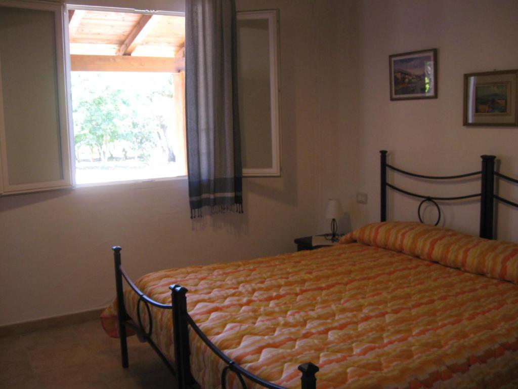 Agriturismo La Barca In Secca Olmedo Room photo